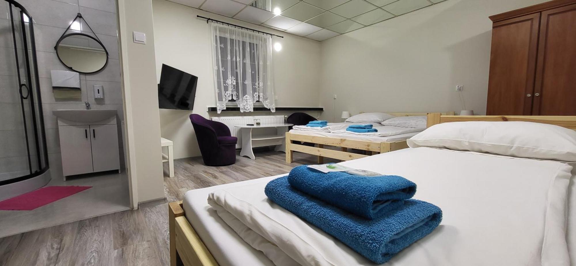 Etna - Hostel -Noclegi เชชูฟ ภายนอก รูปภาพ