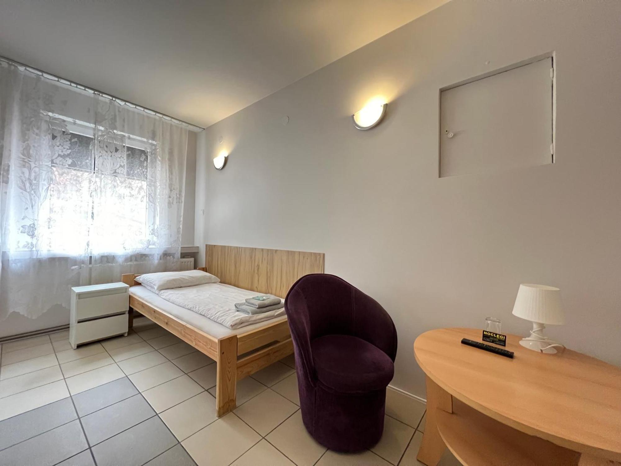 Etna - Hostel -Noclegi เชชูฟ ภายนอก รูปภาพ